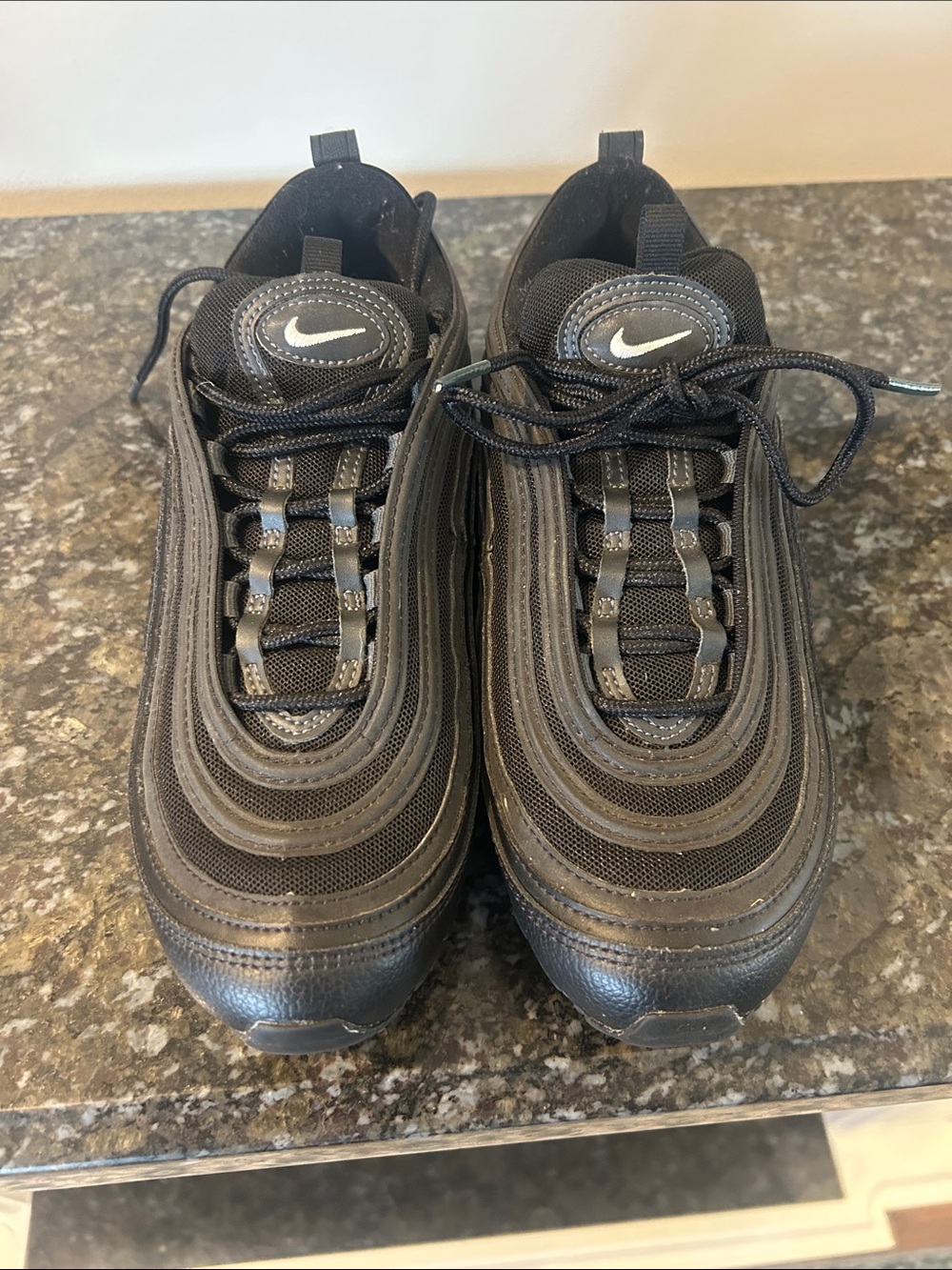 Nike Women's Black and Gray Layered Runner Sneakers